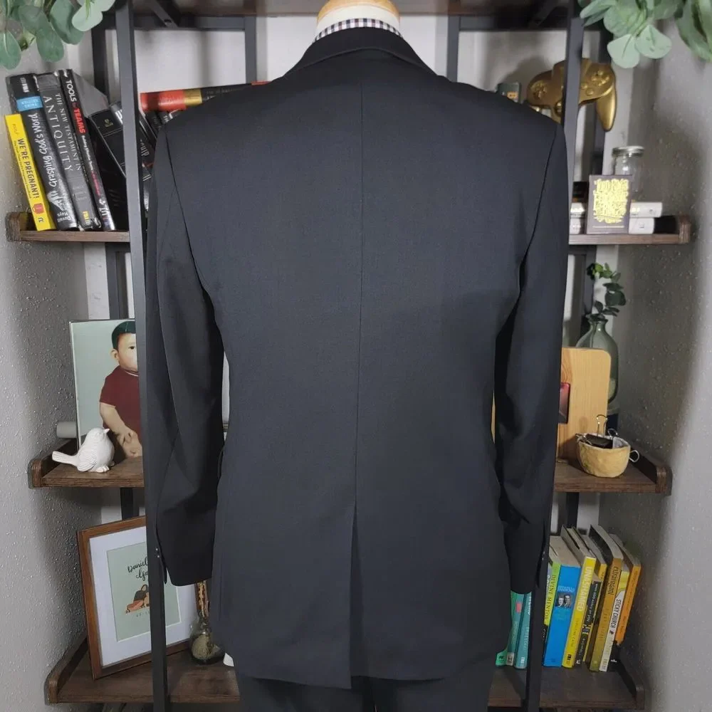 Banana Republic Mens Sport Coat Two Button Solid Black Lanificio Wool 40S Modern